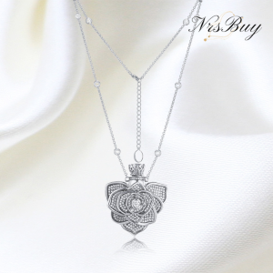 Black Irregular Flower Necklace