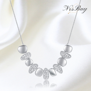 Irregular Color Zirconium Necklace