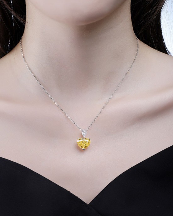 Ice cut heart type high carbon diamond